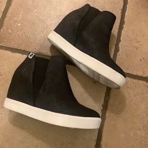 Coconuts by Matisse - lure black wedge sneaker